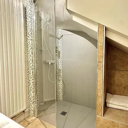 De Bretonniere - Groupe Logis Hotel 3*