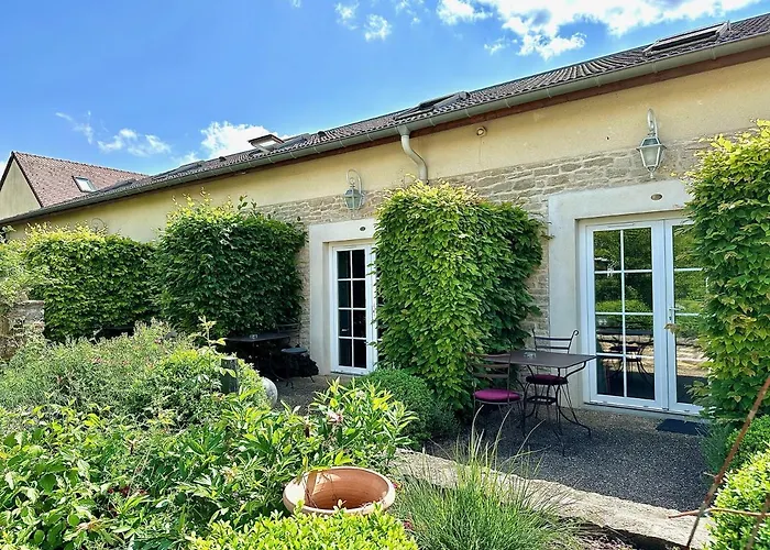 Hotel De Bretonniere - Groupe Logis 3*