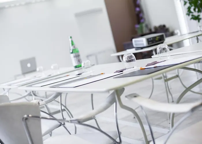 De Bretonniere - Groupe Logis Hotel 3*